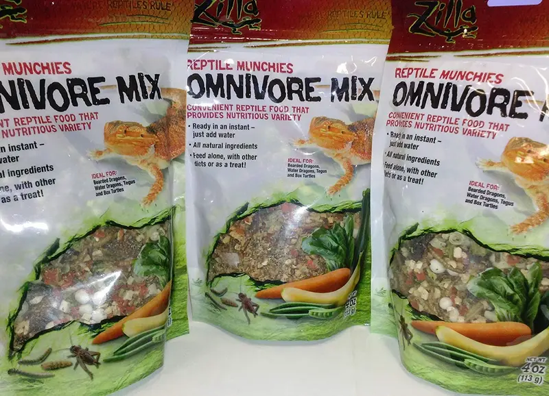 3 Pack Zilla liofiliza Reptil Munchies omnivore Mix 4 oz (3 bolsas para un total de 12 oz de los alimentos.)