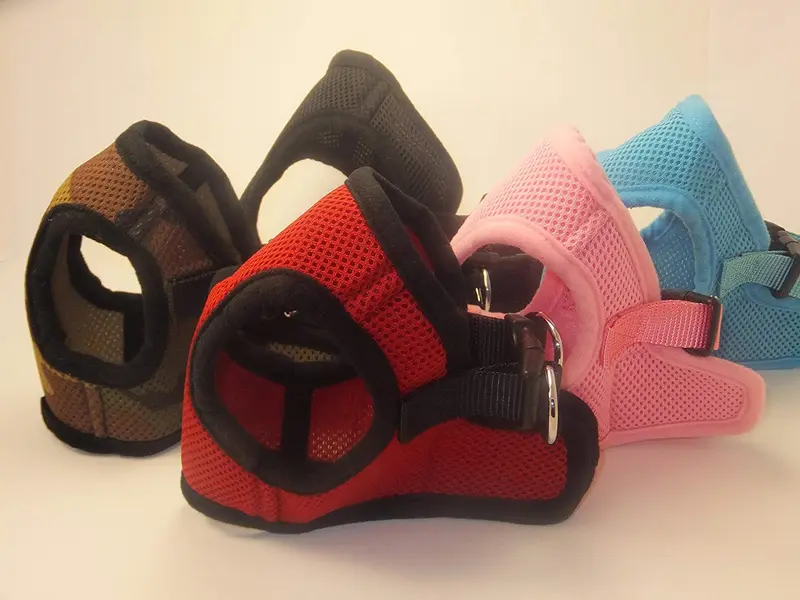 Arnés para perros de malla suave, cómodo para razas pequeñas, cachorros, juguetes, de 2 a 16 lb, en color rosa bebé, azul, negro, rojo, camuflado en tamaño pequeño, mediano, grande y extra grande