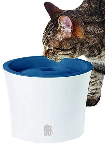 Bebedero con diseño sensorial de Catit con cartucho suavizante de agua, 101 onzas líquidas