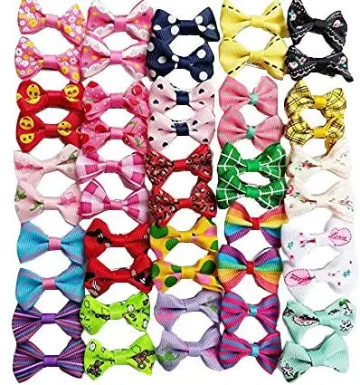 chenkou Craft 50pcs/25pairs Nueva Combinación de lazos de pelo de perro con clips Pet Grooming Productos colores varía patrones lazos de pelo de mascotas perro accesorios