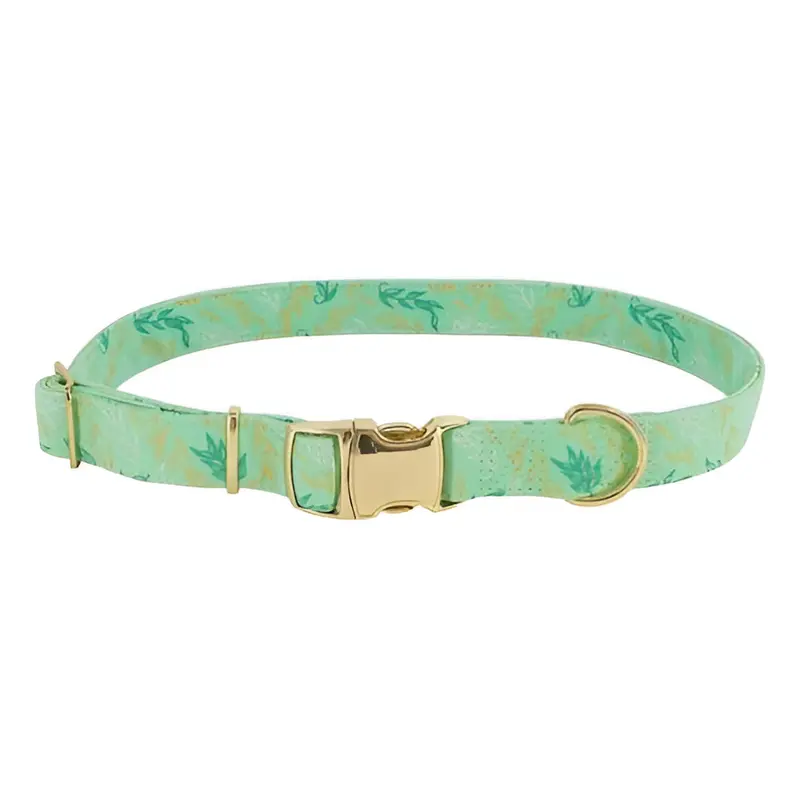 Collar Metalico Hojas Verdes 5/8 x12"