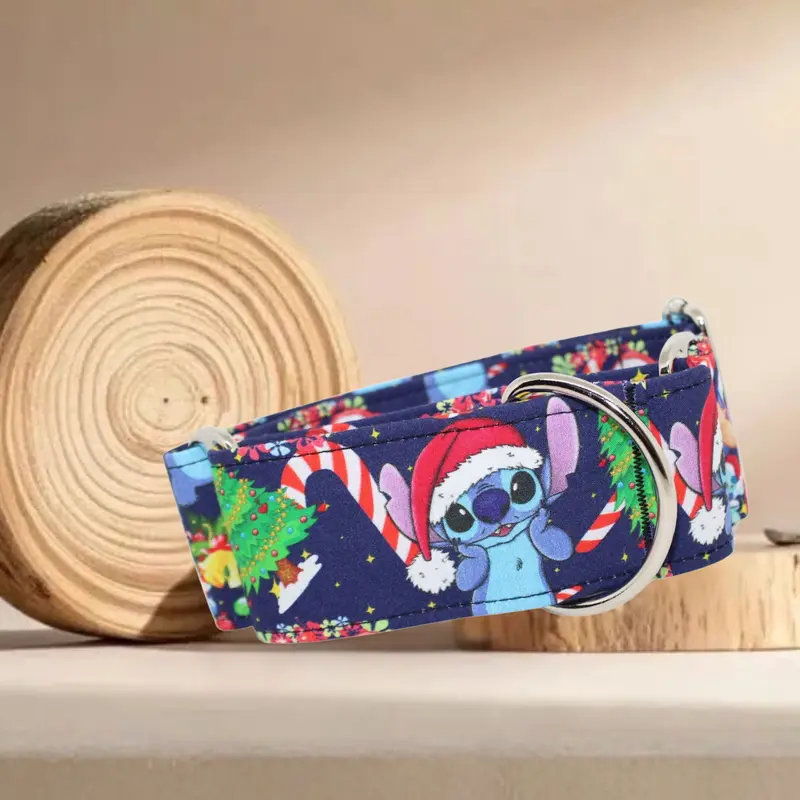 Collar Stitch Navidad
