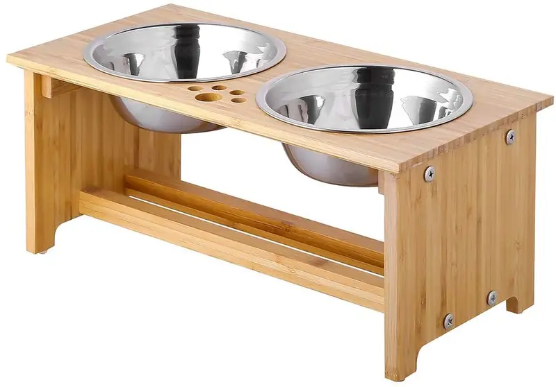 Cuencos elevados para mascotas para gatos y perros – Cuencos de bambú para comida y agua para perros y gatos, con 2 cuencos de acero inoxidable y pies antideslizantes – pendiente de patente
