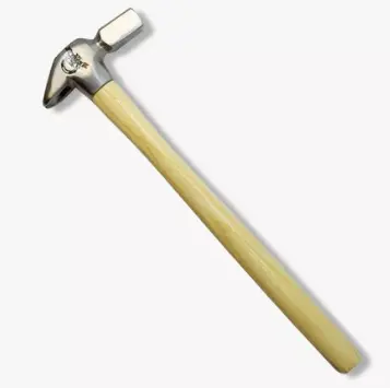 MARTILLO PARA HERRAR TORNADO (CLAVADOR)