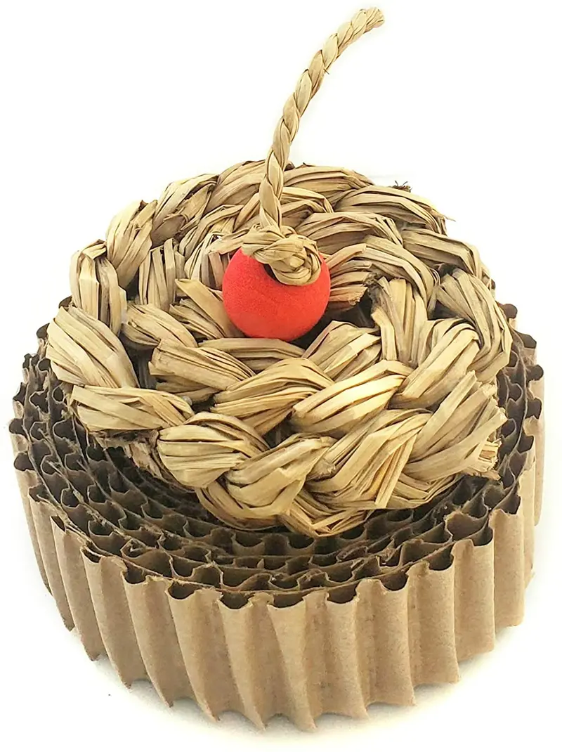 Winniguineapoo juguete para conejo cupcake juguete de cobayas accesorio de animales pequeños, regalo de chinchilla para mascotas pequeñas, hecho a mano en los Estados Unidos.
